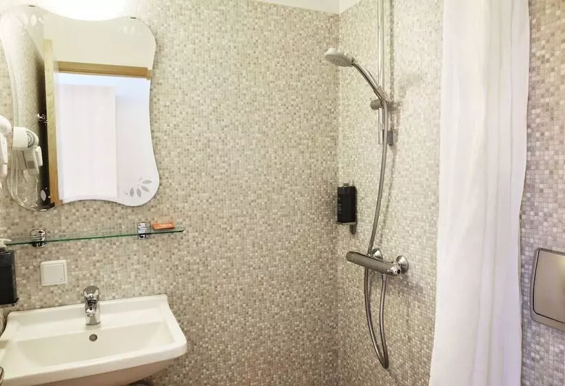 Fotos del hotel Foss Lind:  8