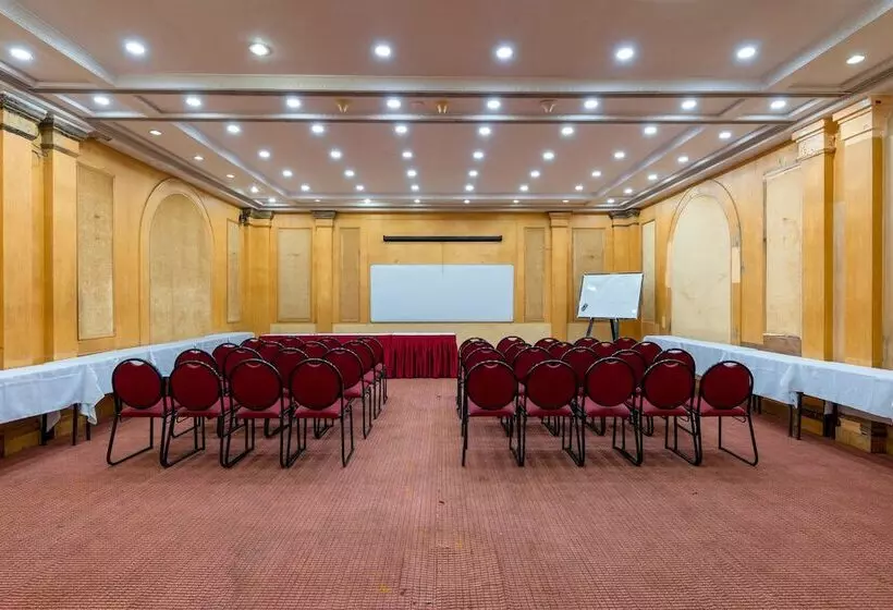 Fotos del hotel Balwas International:  6