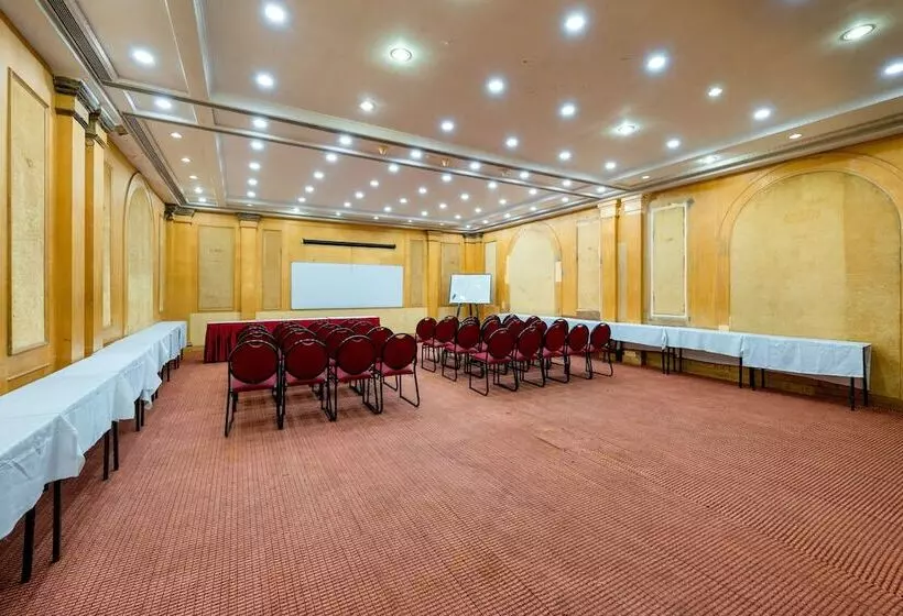 Fotos del hotel Balwas International:  12