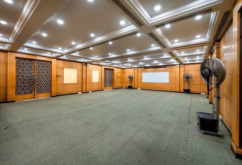 Fotos del hotel Balwas International:  23