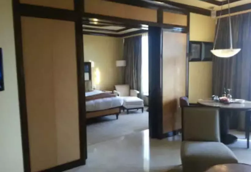 Fotos del hotel Blue Diamond Pune Ihcl Seleqtions:  1