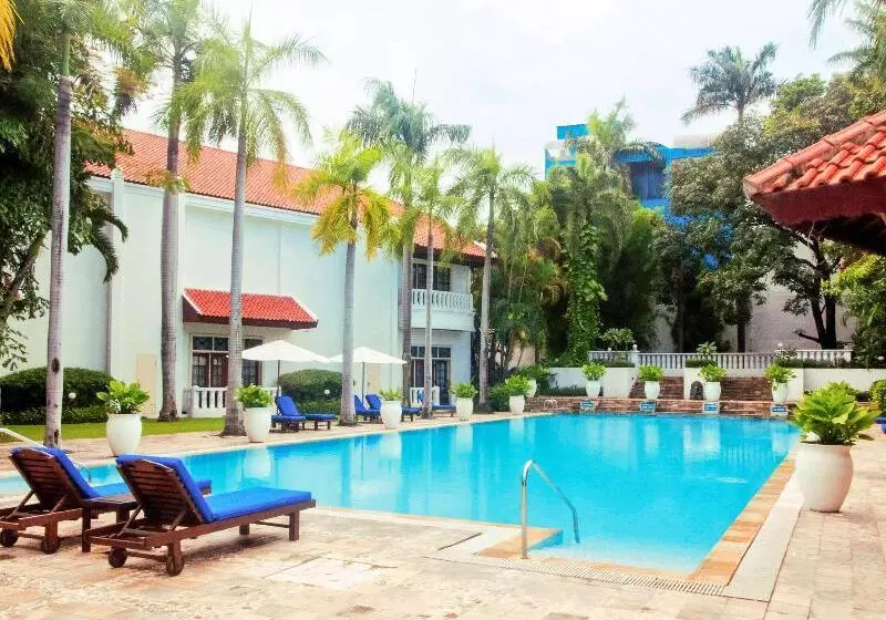 Fotos del hotel Majapahit Surabaya Mgallery:  2