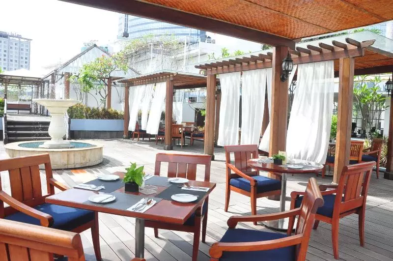 Fotos del hotel Majapahit Surabaya Mgallery:  9