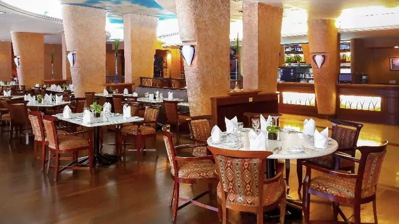 Fotos del hotel Majapahit Surabaya Mgallery:  18