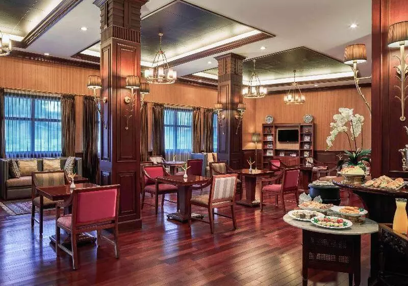 Fotos del hotel Majapahit Surabaya Mgallery:  3