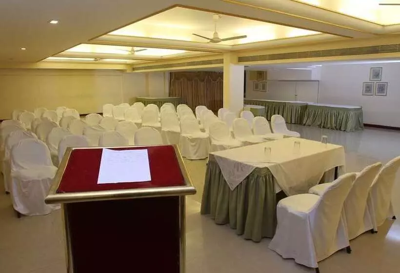 Fotos del hotel Kings Kourt:  9