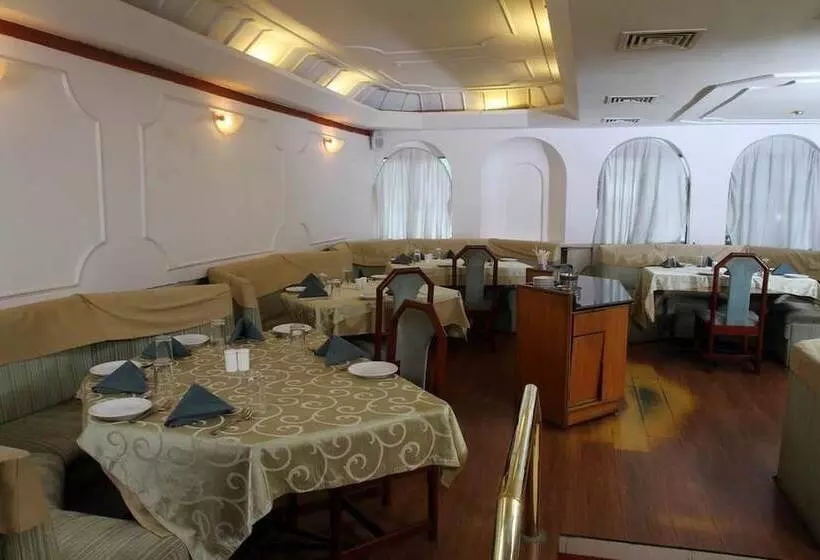 Fotos del hotel Kings Kourt:  16