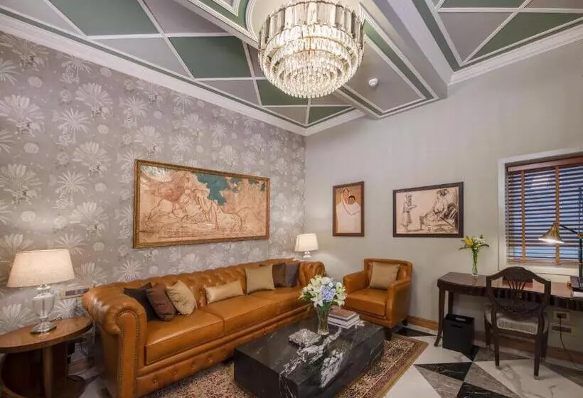 Fotos del hotel The Claridges New Delhi:  2