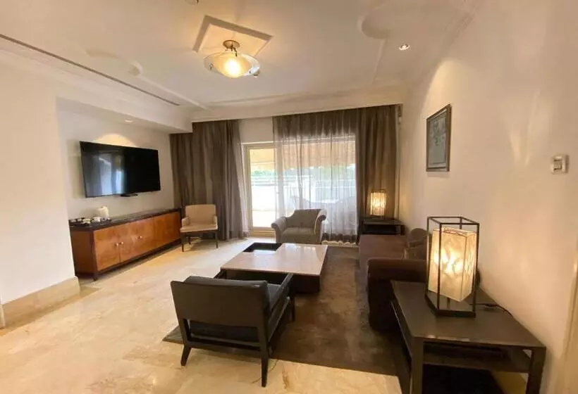 Fotos del hotel The Claridges New Delhi:  17