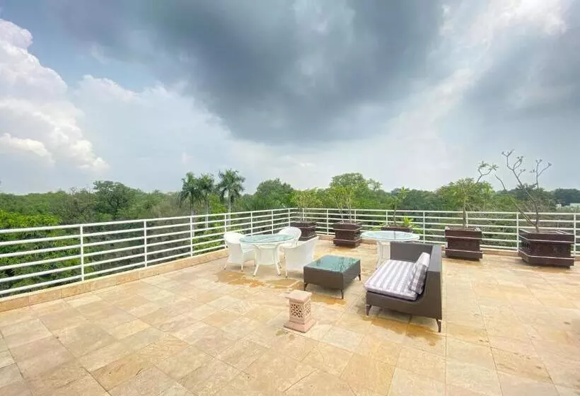 Fotos del hotel The Claridges New Delhi:  3