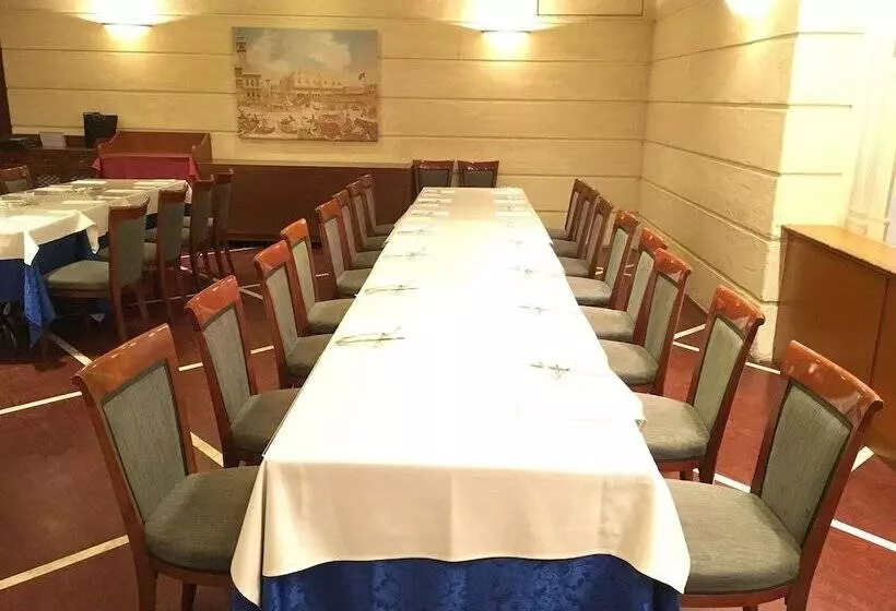 Fotos del hotel Camelot Japan:  14