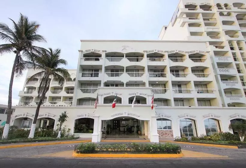 Don Pelayo Pacific Beach