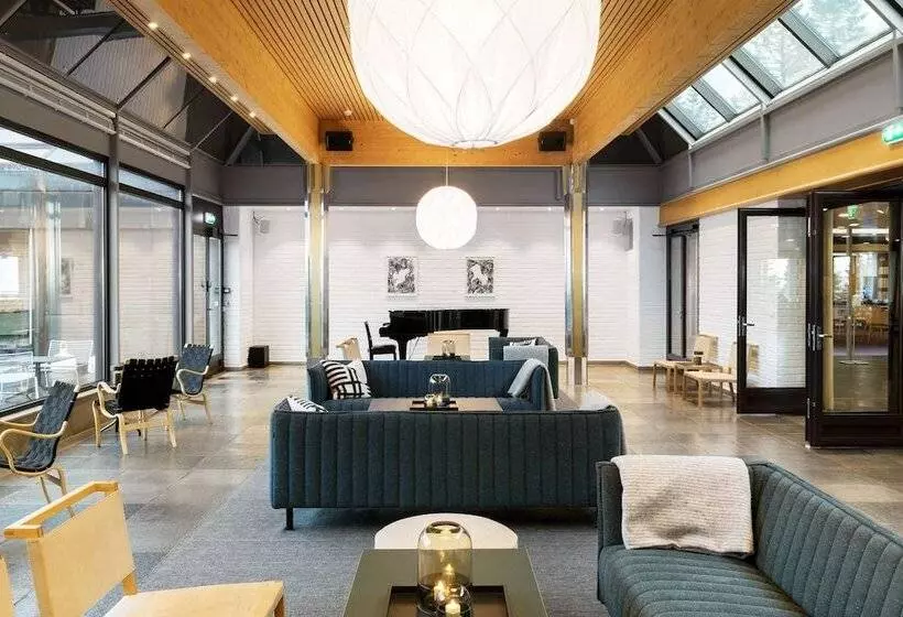 Voksenasen L, Bw Signature Collection