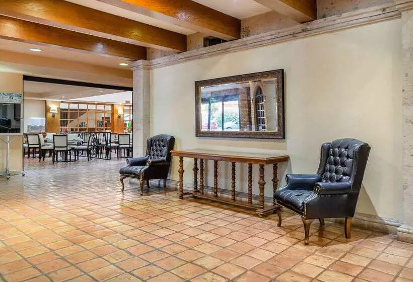 Fotos del hotel Quality Inn & Suites Saltillo Eurotel:  12