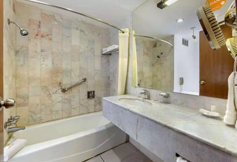 Fotos del hotel Quality Inn & Suites Saltillo Eurotel:  9