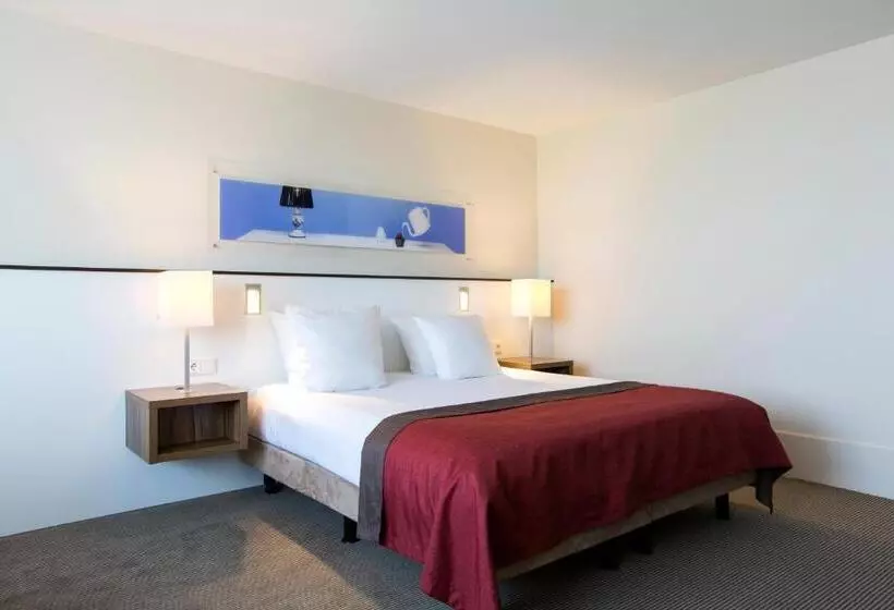Holiday Inn Eindhoven Centre, An Ihg