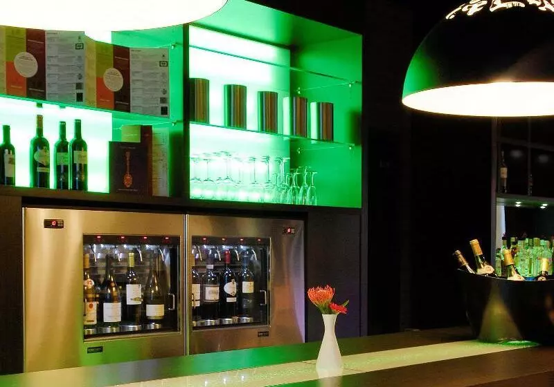 Fotos del hotel Mercure Hotel Den Haag Central:  2