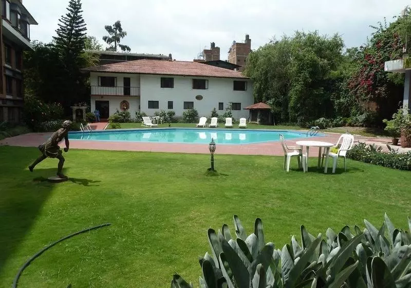 Fotos del hotel The Malla:  2