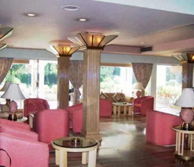 Fotos del hotel The Malla:  3