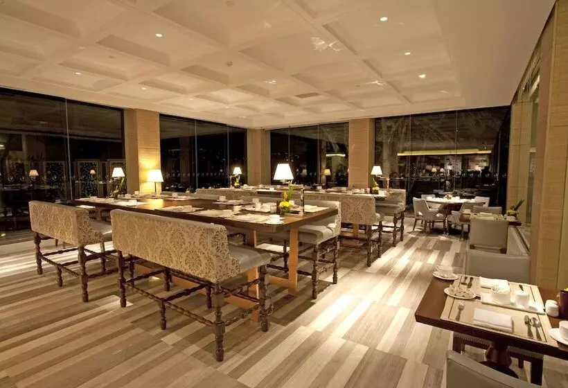 Fotos del hotel The Manila   Multiple Use:  21