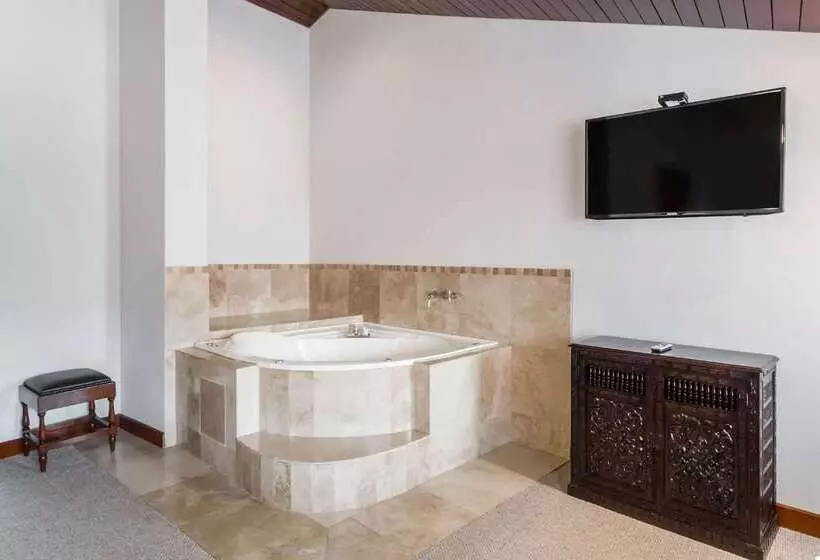 Fotos del hotel Ramada By Wyndham Costa Del Sol Cusco:  4