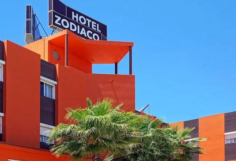Fotos del hotel Zodiaco:  11