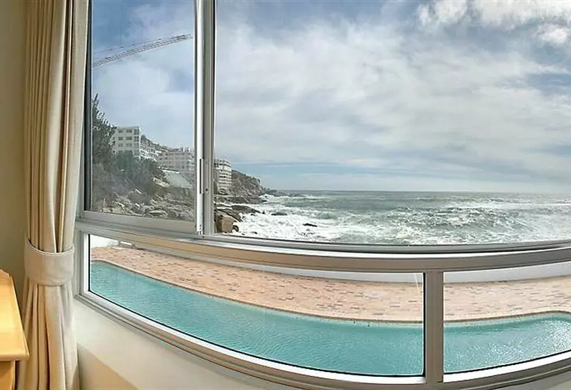 Fotos del hotel Ambassador Hotel:  15