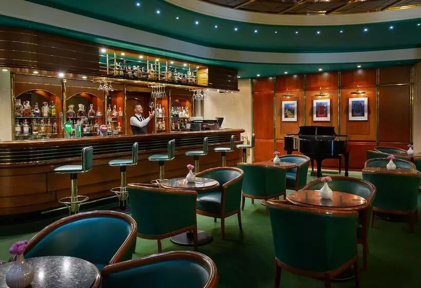 Fotos del hotel Grand  Bucharest:  4