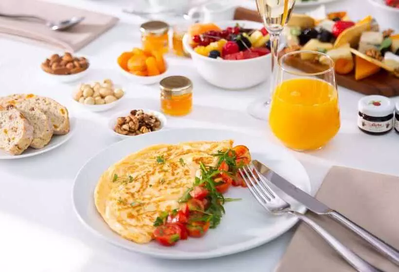 Fotos del hotel Grand  Bucharest:  3