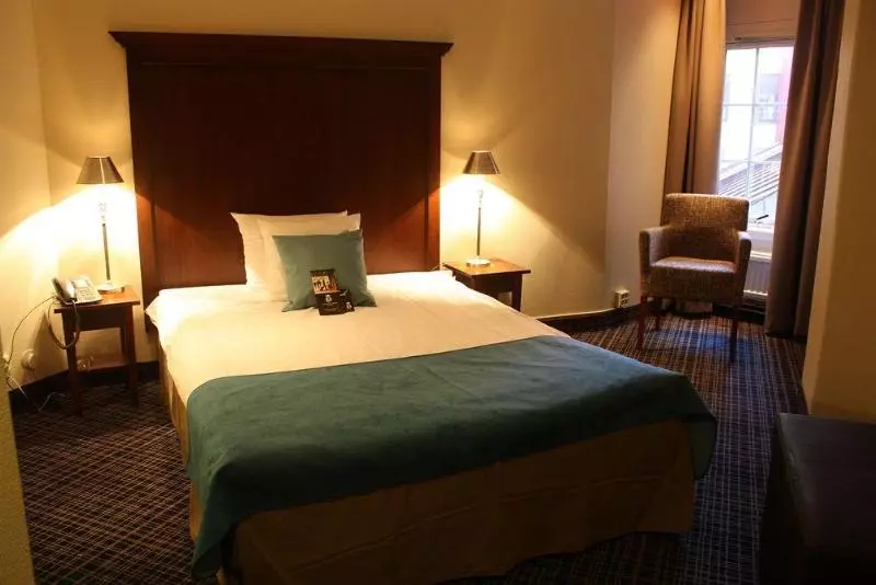 Fotos del hotel Profilhotels Opera:  2