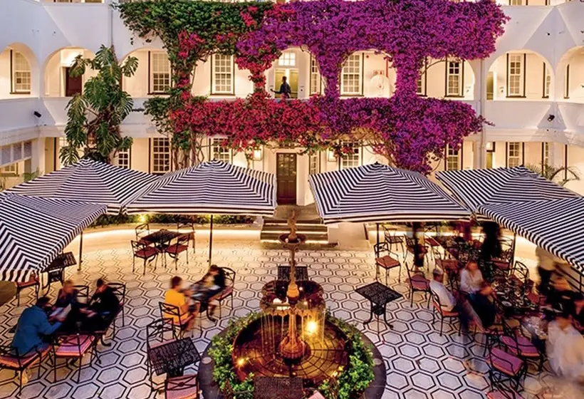 Fotos del hotel Winchester Mansions:  13