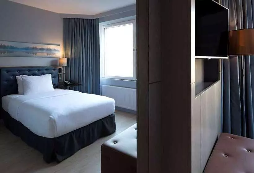 Fotos del hotel Hilton Helsinki Strand:  2