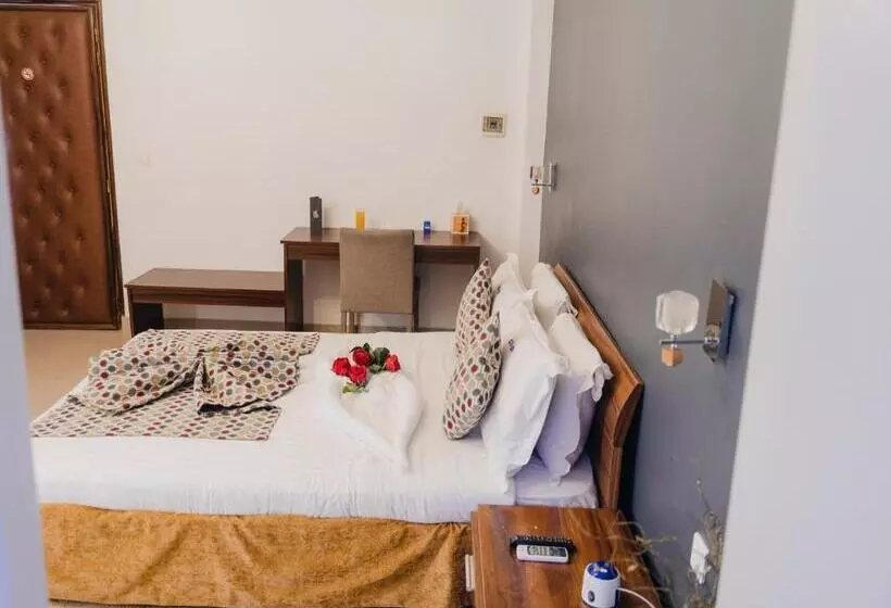 Fotos del hotel Nina:  17