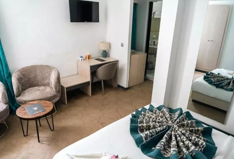 Fotos del hotel Nina:  13