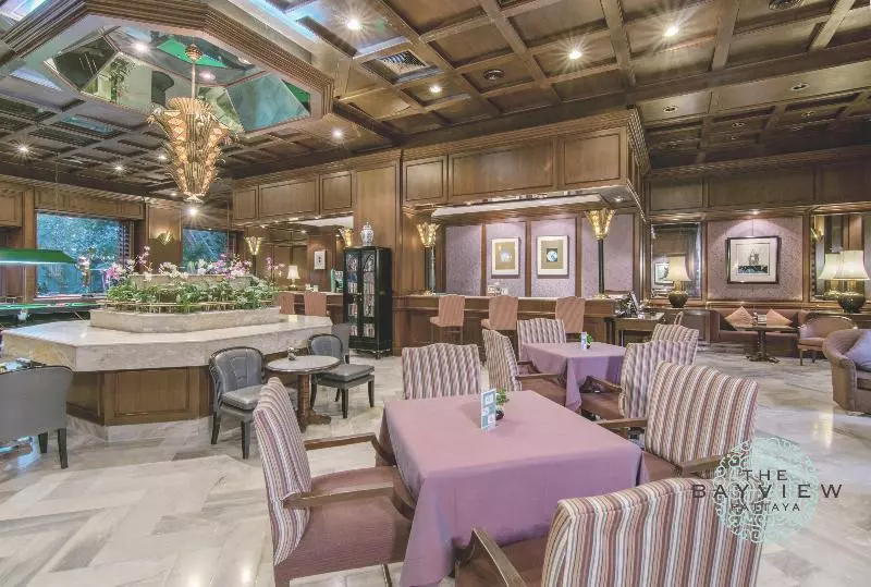 Fotos del hotel The Bayview  Pattaya:  14