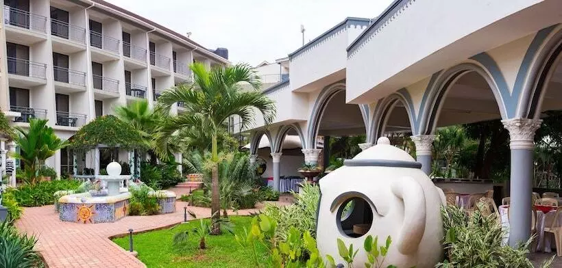 Fotos del hotel Fairway  & Spa:  18