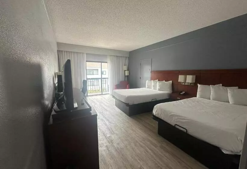 Courtyard by Marriott