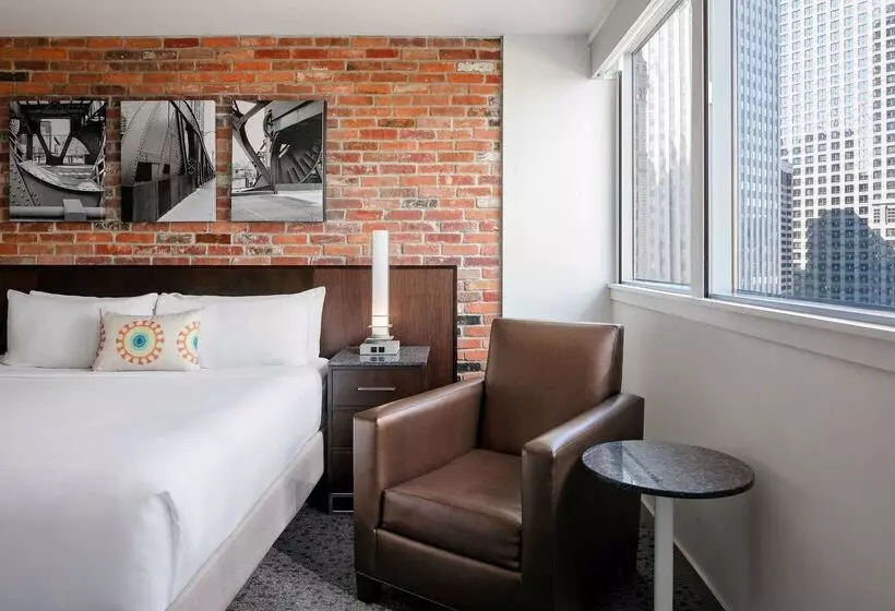 Royal Sonesta Chicago Downtown