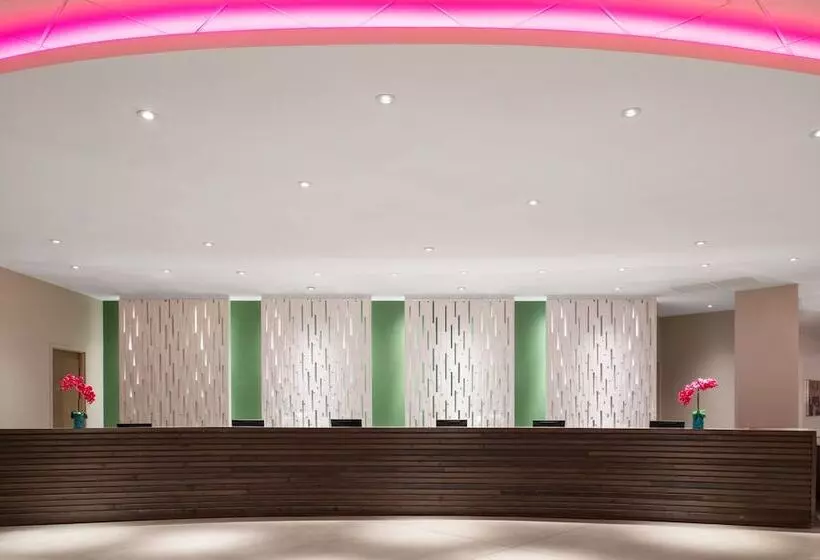 Fotos del hotel Avanti Palms Resort And Conference Center:  5