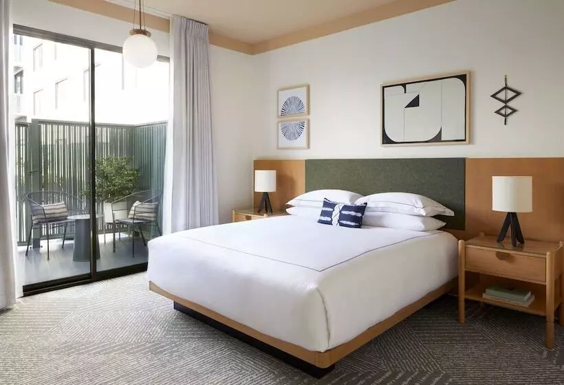 Kimpton Buchanan Hotel, An Ihg