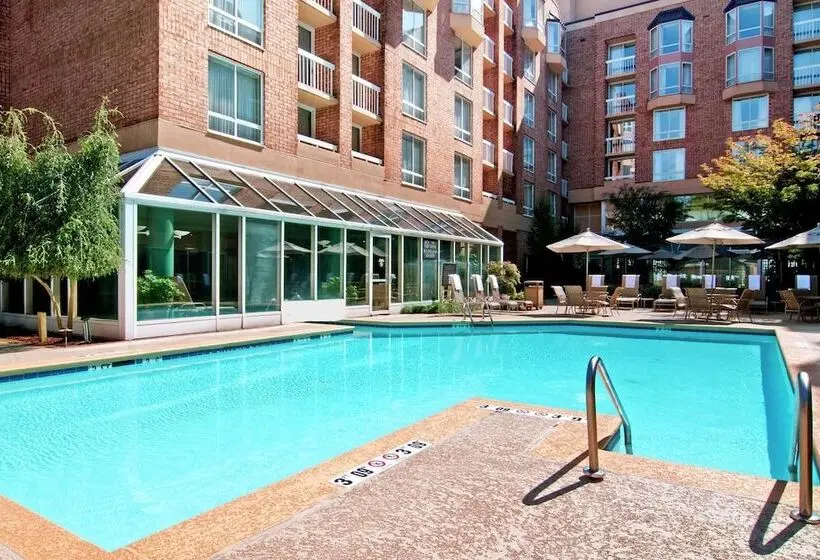 Hilton Atlanta Perimeter Suites