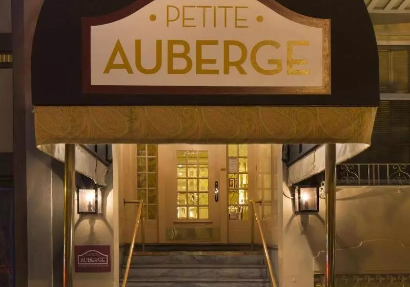 Fotos del hotel Petite Auberge:  9