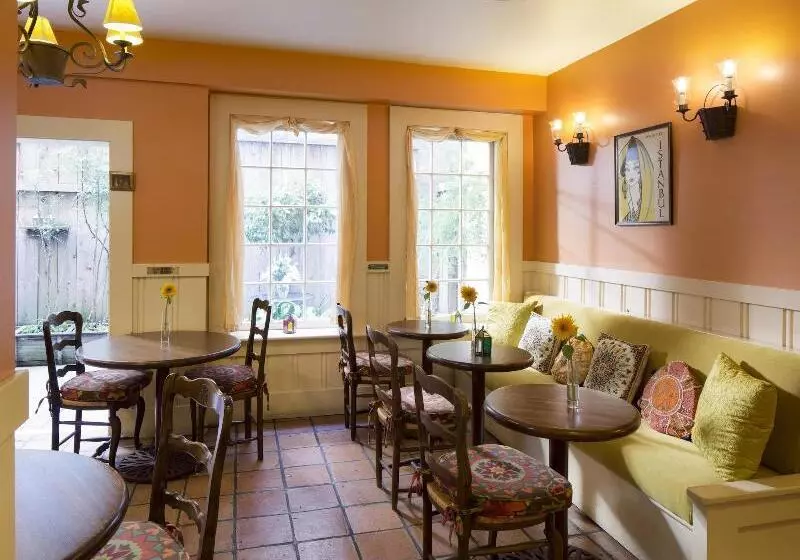 Fotos del hotel Petite Auberge:  4