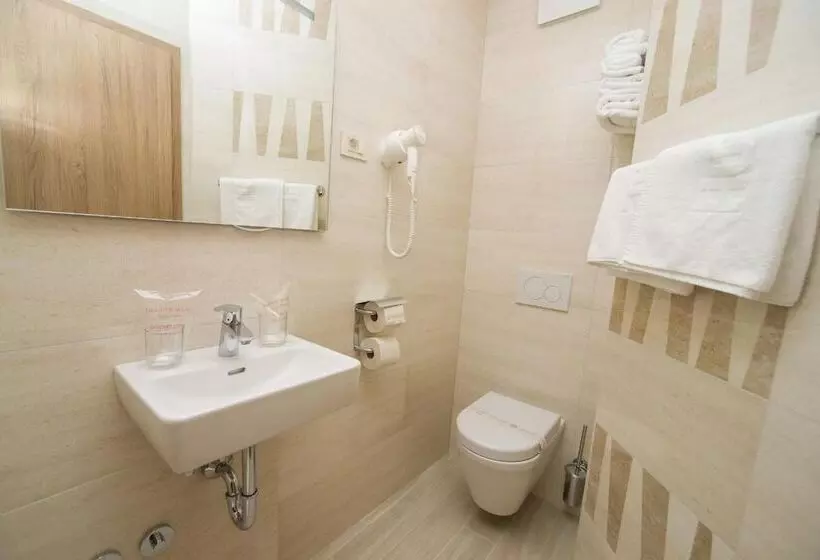 Fotos del hotel Biokovo:  14