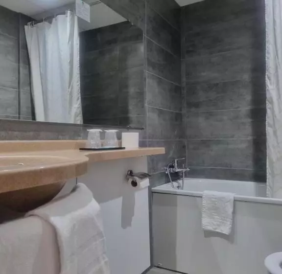 Fotos del hotel Hôtel Eiffel Kensington:  15