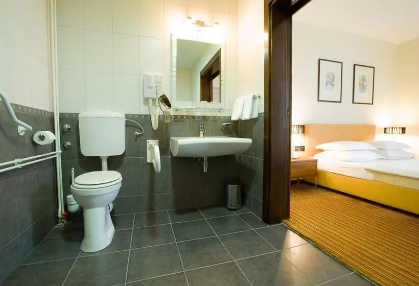 Fotos del hotel Laguna Zagreb:  23