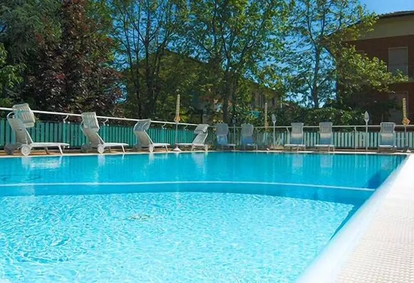 Fotos del hotel Santa Martina:  9