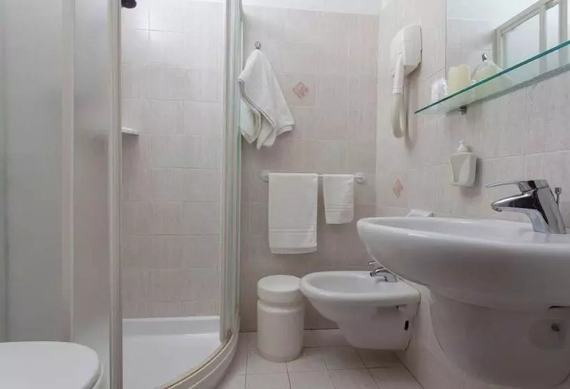 Fotos del hotel Santa Martina:  13