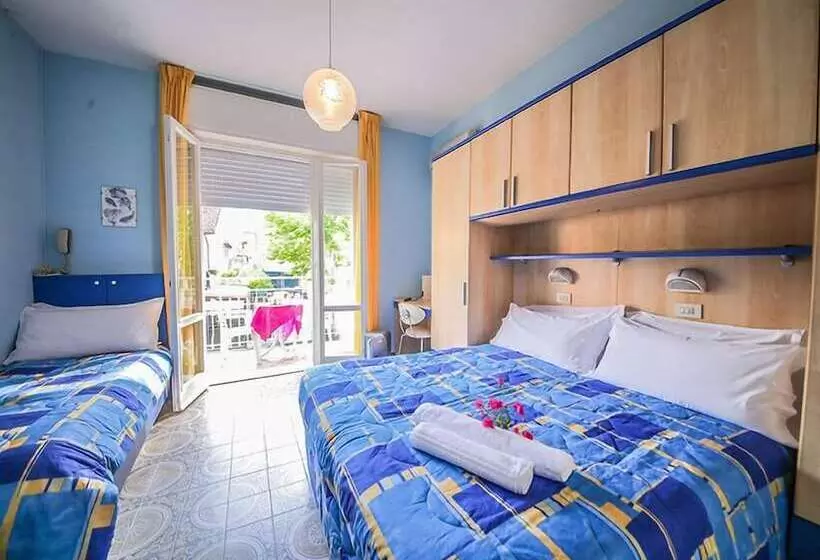 Fotos del hotel Santa Martina:  18