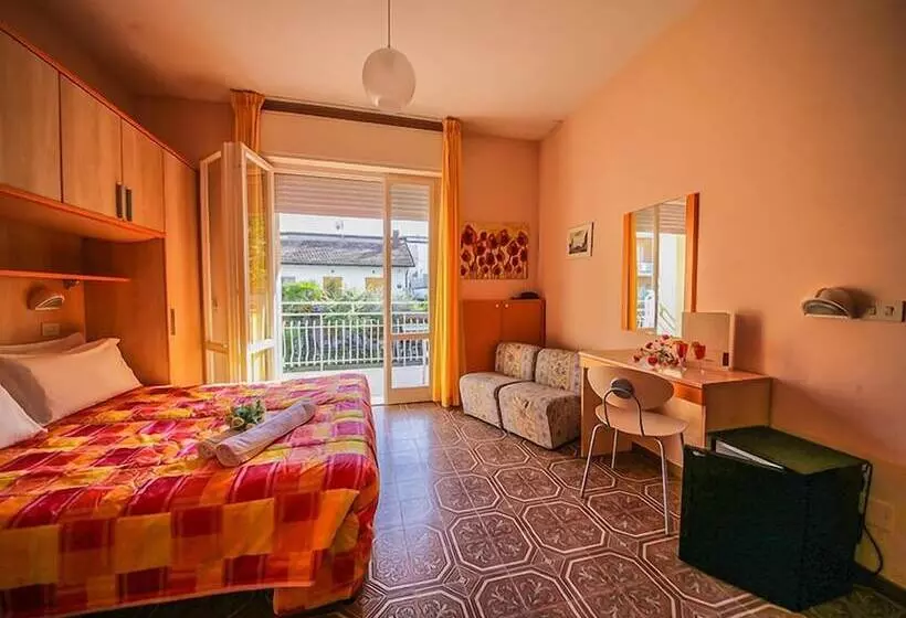 Fotos del hotel Santa Martina:  15